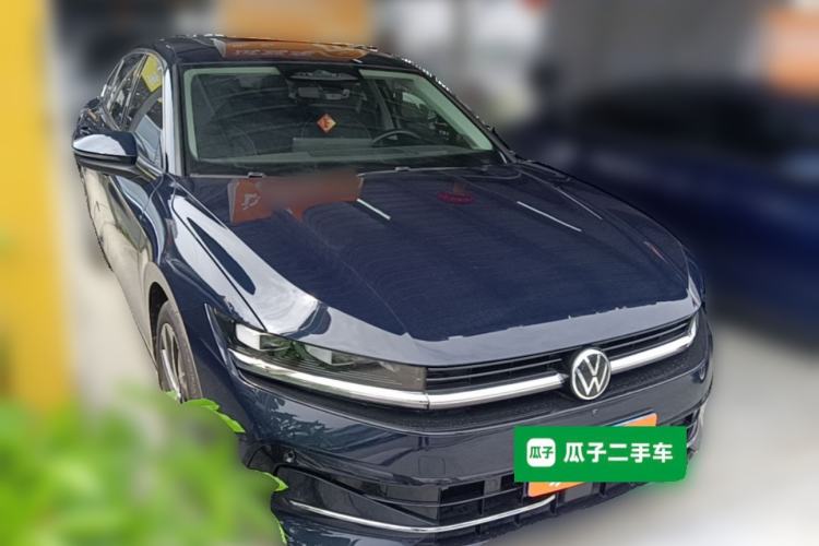 Used Volkswagen Magotan 2024 380TSI DSG Ultimate Edition Front Right 45 Deg