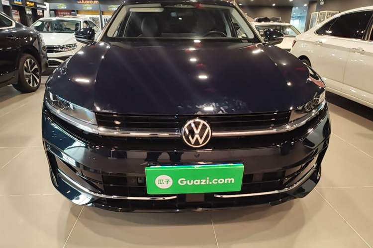 Used Volkswagen Magotan 2024 380TSI DSG Ultimate Edition Front