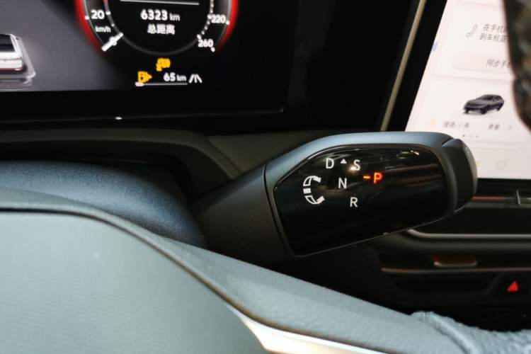 Used Volkswagen Magotan 2024 380TSI DSG Ultimate Edition Gear Lever