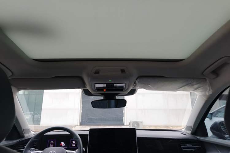 Used Volkswagen Magotan 2024 380TSI DSG Ultimate Edition Headliner
