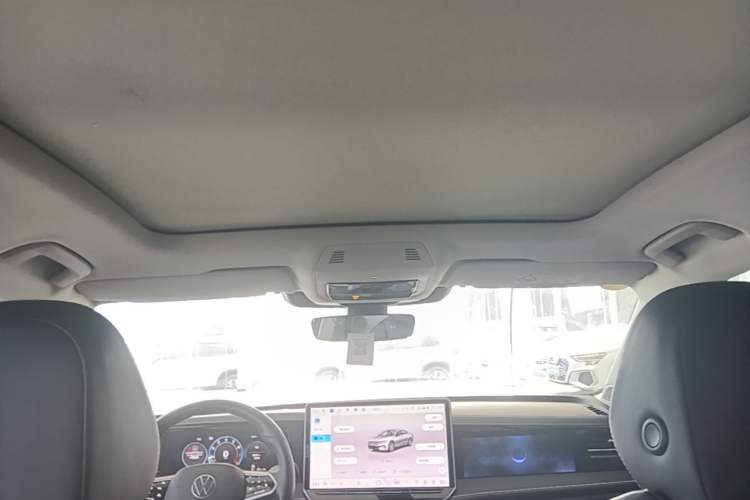 Used Volkswagen Magotan 2024 380TSI DSG Ultimate Edition Headliner