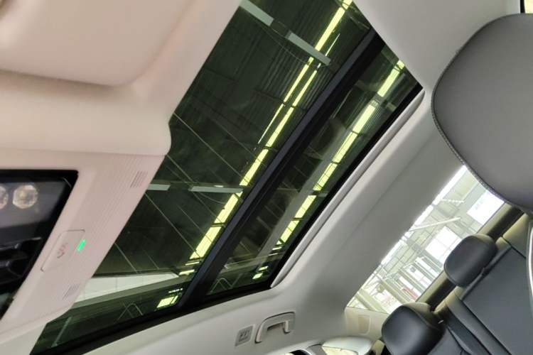 Used Volkswagen Magotan 2024 380TSI DSG Ultimate Edition Headliner