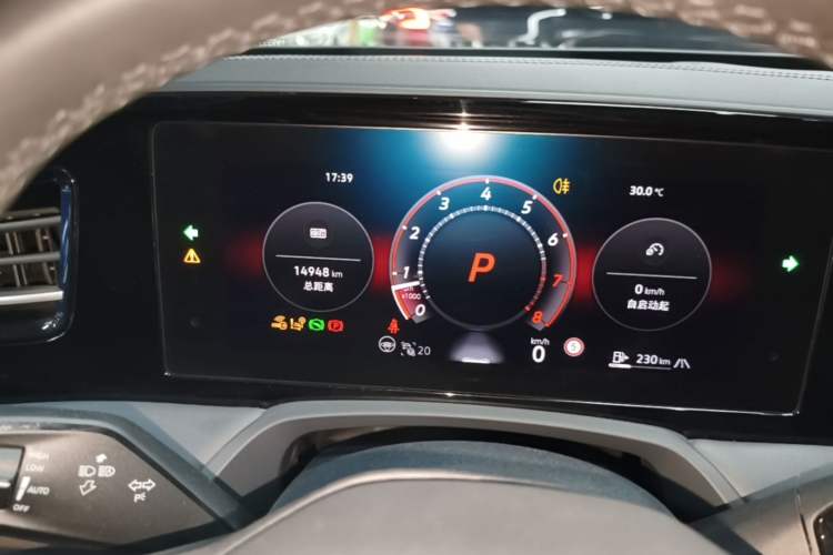 Used Volkswagen Magotan 2024 380TSI DSG Ultimate Edition Instrument Cluster
