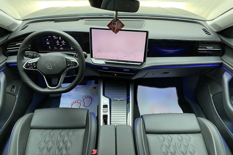 Used Volkswagen Magotan 2024 380TSI DSG Ultimate Edition Interior 1