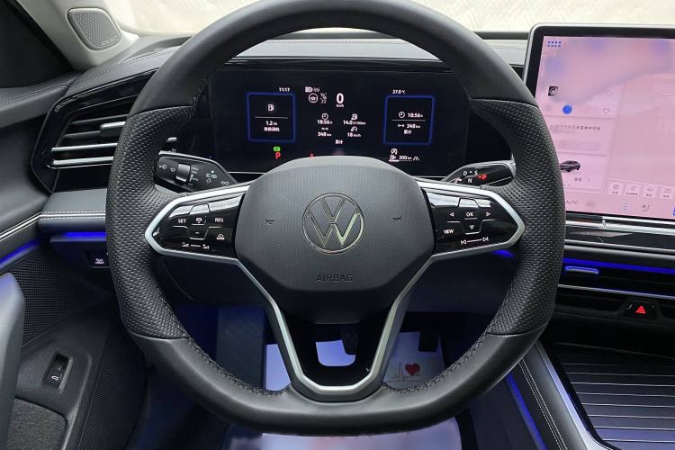 Used Volkswagen Magotan 2024 380TSI DSG Ultimate Edition Interior 2