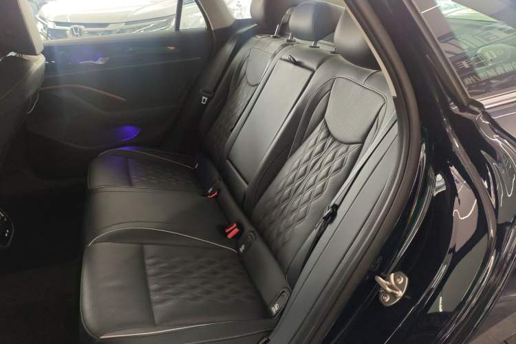 Used Volkswagen Magotan 2024 380TSI DSG Ultimate Edition Interior 4