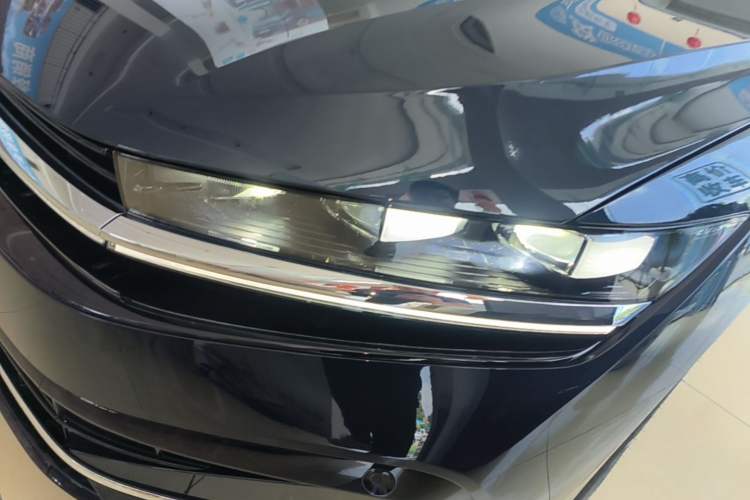 Used Volkswagen Magotan 2024 380TSI DSG Ultimate Edition Left Front Headlight