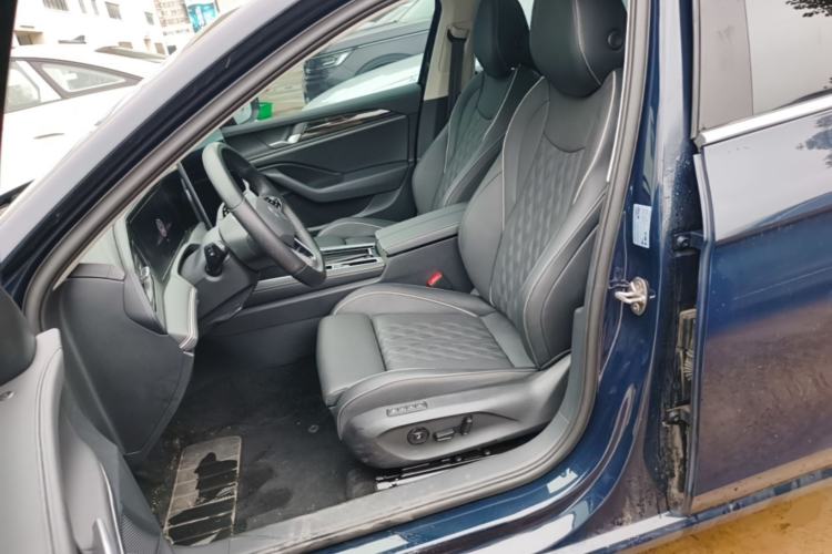 Used Volkswagen Magotan 2024 380TSI DSG Ultimate Edition Left Front Seat