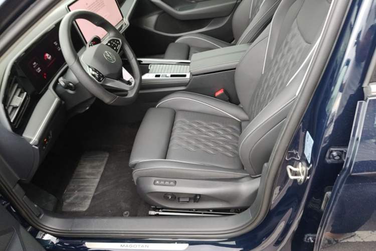 Used Volkswagen Magotan 2024 380TSI DSG Ultimate Edition Left Front Seat