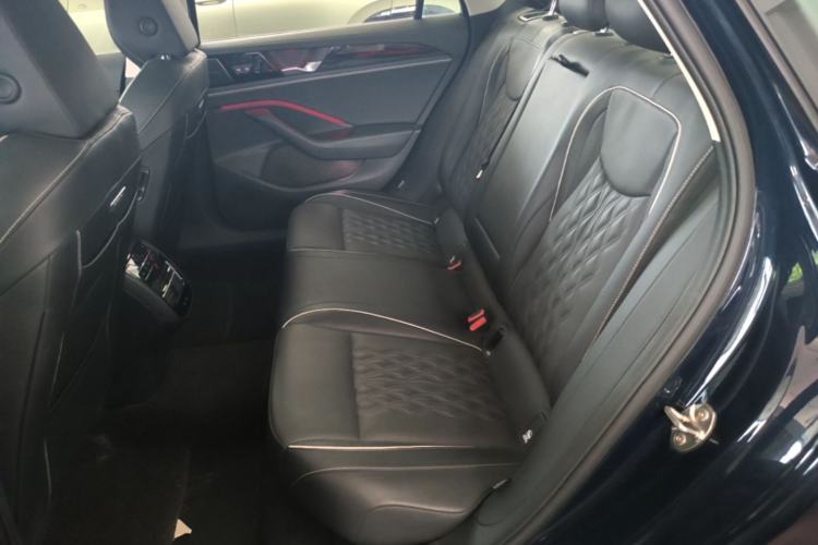 Used Volkswagen Magotan 2024 380TSI DSG Ultimate Edition Left Rear Seat