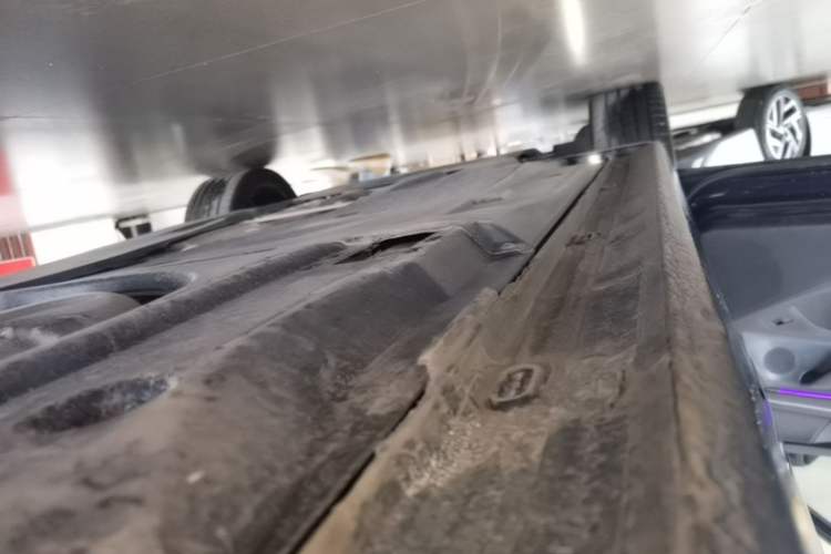 Used Volkswagen Magotan 2024 380TSI DSG Ultimate Edition Left Side Sill