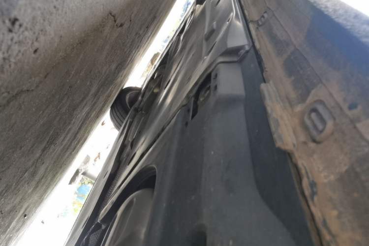Used Volkswagen Magotan 2024 380TSI DSG Ultimate Edition Left Side Sill