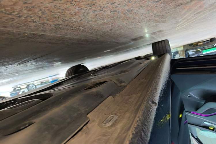 Used Volkswagen Magotan 2024 380TSI DSG Ultimate Edition Left Side Sill