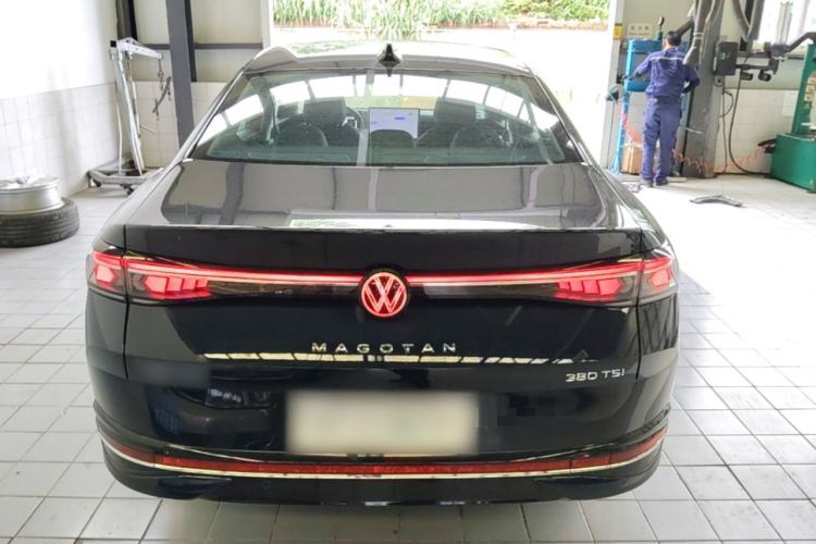 Used Volkswagen Magotan 2024 380TSI DSG Ultimate Edition Rear