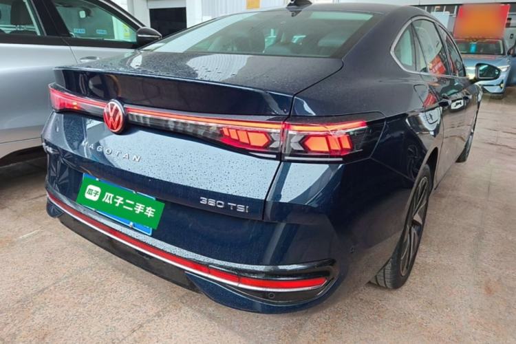 Used Volkswagen Magotan 2024 380TSI DSG Ultimate Edition Rear Right 45 Deg