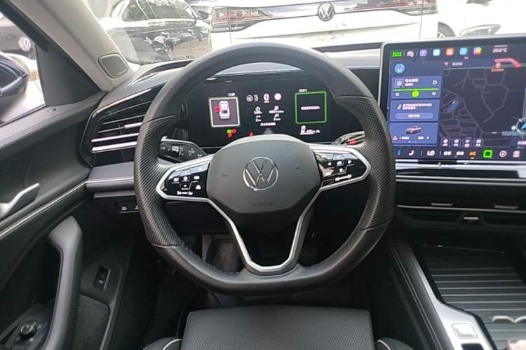 Used Volkswagen Magotan 2024 380TSI DSG Ultimate Edition Steering Wheel