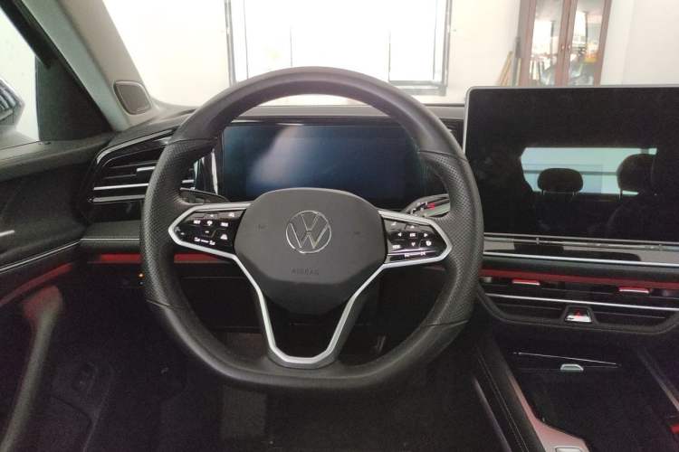 Used Volkswagen Magotan 2024 380TSI DSG Ultimate Edition Steering Wheel