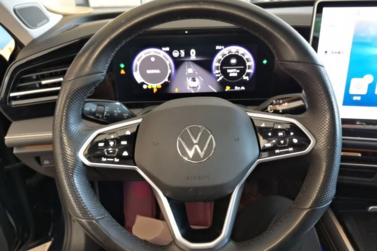 Used Volkswagen Magotan 2024 380TSI DSG Ultimate Edition Steering Wheel