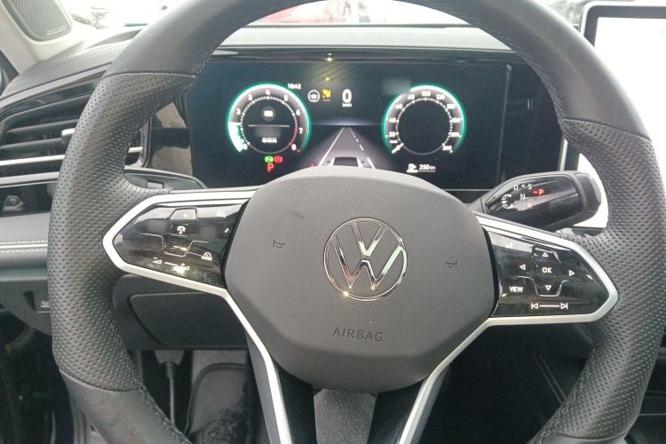 Used Volkswagen Magotan 2024 380TSI DSG Ultimate Edition Steering Wheel