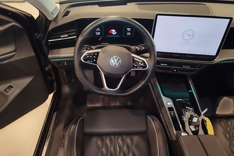 Used Volkswagen Magotan 2024 380TSI DSG Ultimate Edition Steering Wheel