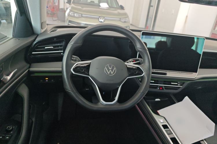 Used Volkswagen Magotan 2024 380TSI DSG Ultimate Edition Steering Wheel