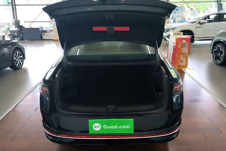 Used Volkswagen Magotan 2024 380TSI DSG Ultimate Edition Trunk