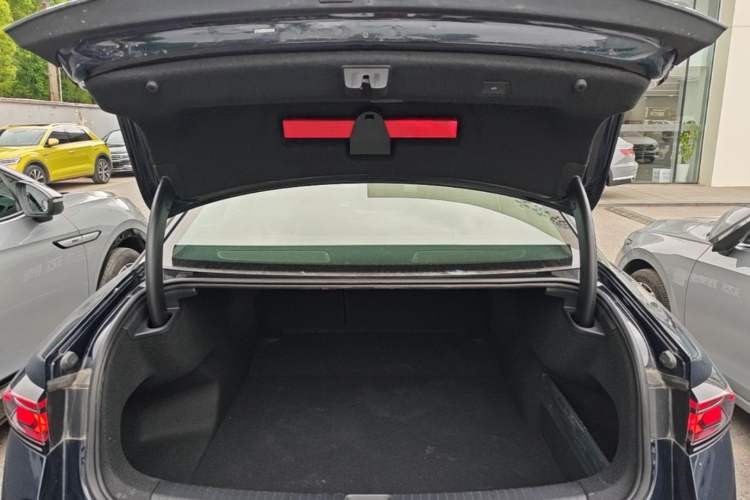 Used Volkswagen Magotan 2024 380TSI DSG Ultimate Edition Trunk