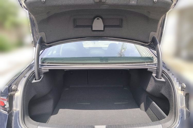 Used Volkswagen Magotan 2024 380TSI DSG Ultimate Edition Trunk