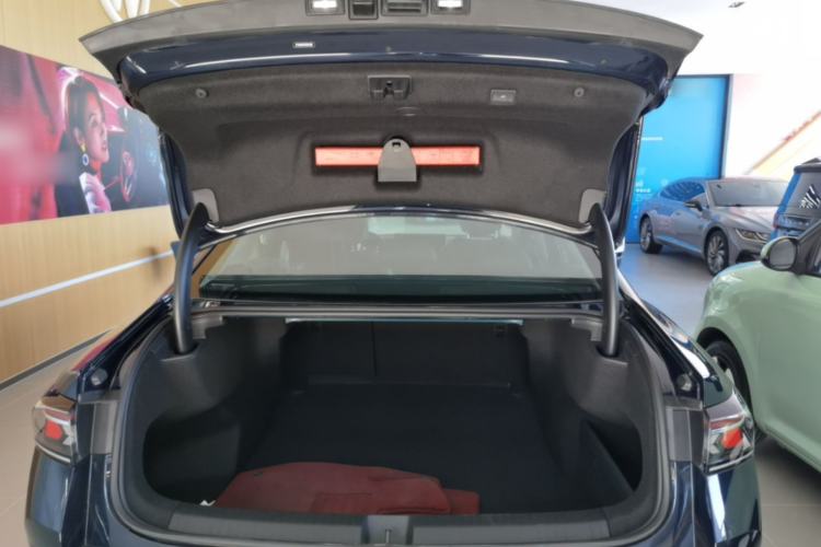 Used Volkswagen Magotan 2024 380TSI DSG Ultimate Edition Trunk