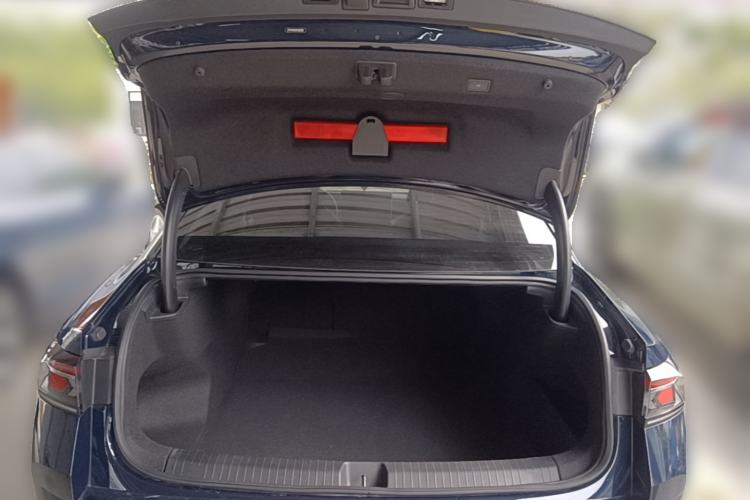 Used Volkswagen Magotan 2024 380TSI DSG Ultimate Edition Trunk