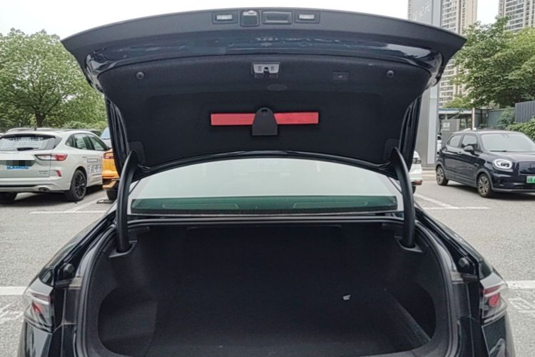 Used Volkswagen Magotan 2024 380TSI DSG Ultimate Edition Trunk