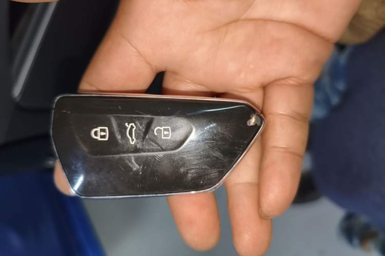 Used Volkswagen Magotan 2024 380TSI DSG Ultimate Edition Vehicle Key