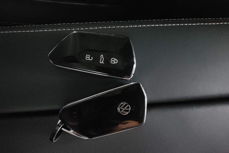 Used Volkswagen Magotan 2024 380TSI DSG Ultimate Edition Vehicle Key