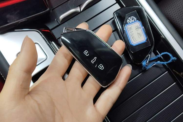 Used Volkswagen Magotan 2024 380TSI DSG Ultimate Edition Vehicle Key