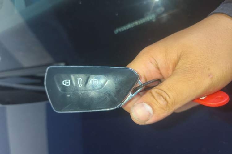 Used Volkswagen Magotan 2024 380TSI DSG Ultimate Edition Vehicle Key