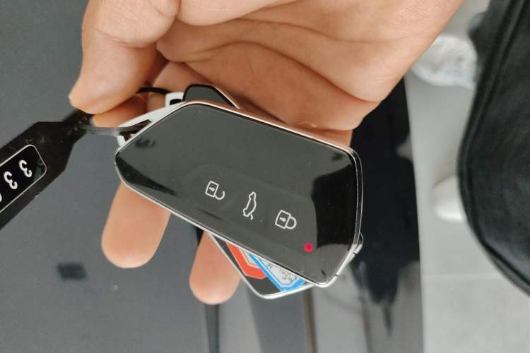 Used Volkswagen Magotan 2024 380TSI DSG Ultimate Edition Vehicle Key