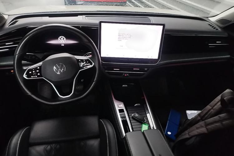 Used Volkswagen Magotan 2024 380TSI DSG Ultimate Edition Center Console