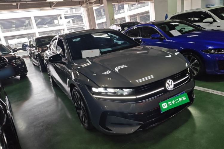 Used Volkswagen Magotan 2024 380TSI DSG Prestige Edition DaMai Package Exterior 1