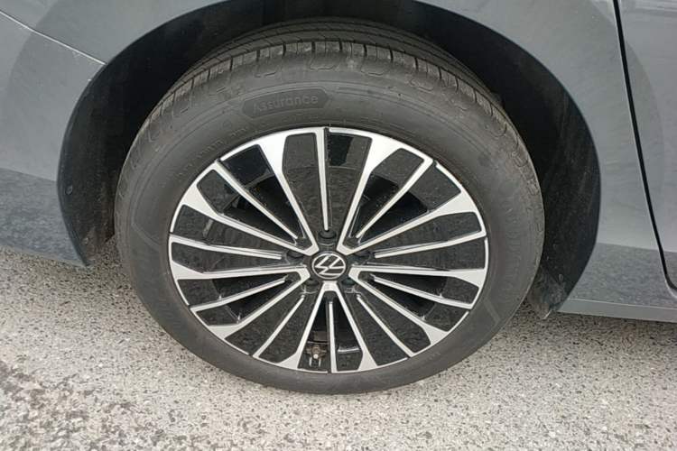 Used Volkswagen Magotan 2024 380TSI DSG Prestige Edition DaMai Package Exterior 5