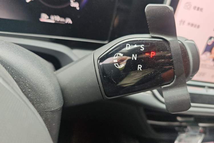 Used Volkswagen Magotan 2024 380TSI DSG Prestige Edition DaMai Package Gear Lever