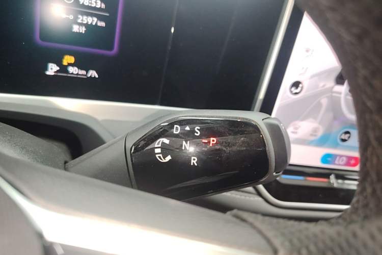 Used Volkswagen Magotan 2024 300TSI DSG Luxury Edition Gear Lever
