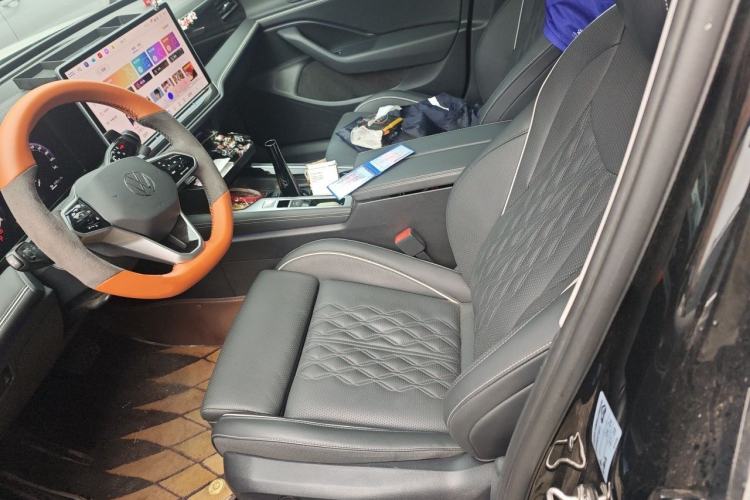 Used Volkswagen Magotan 2024 380TSI DSG Prestige Edition DaMai Package Left Front Seat