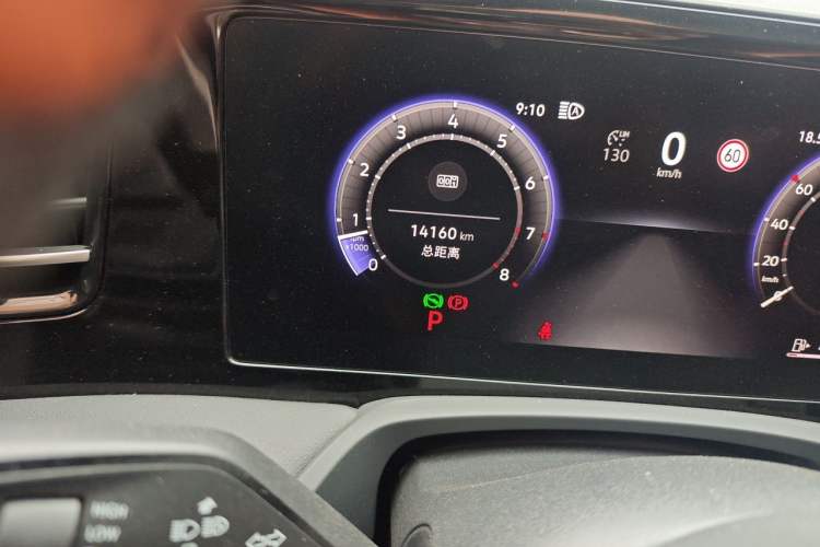 Used Volkswagen Magotan 2024 380TSI DSG Prestige Edition DaMai Package Odometer Close Up