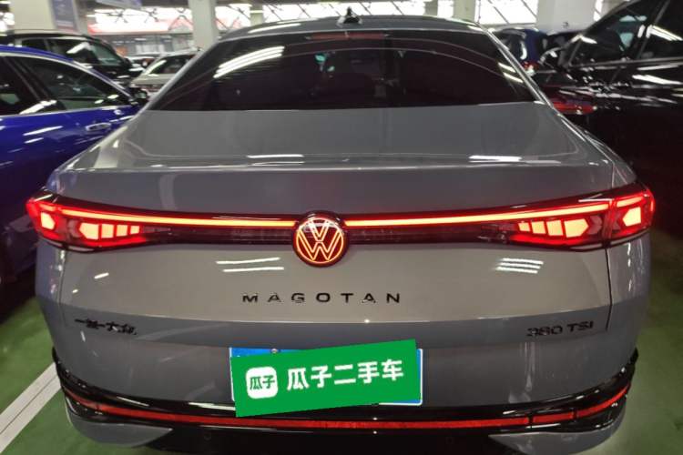 Used Volkswagen Magotan 2024 380TSI DSG Prestige Edition DaMai Package Rear