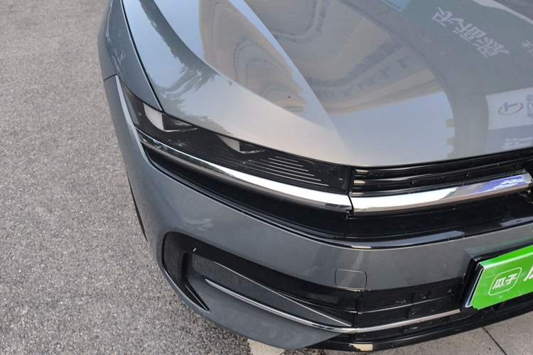 Used Volkswagen Magotan 2024 380TSI DSG Ultimate Edition Right Front Headlight