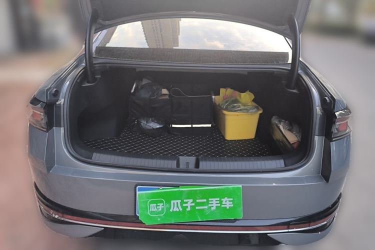 Used Volkswagen Magotan 2024 380TSI DSG Ultimate Edition Trunk