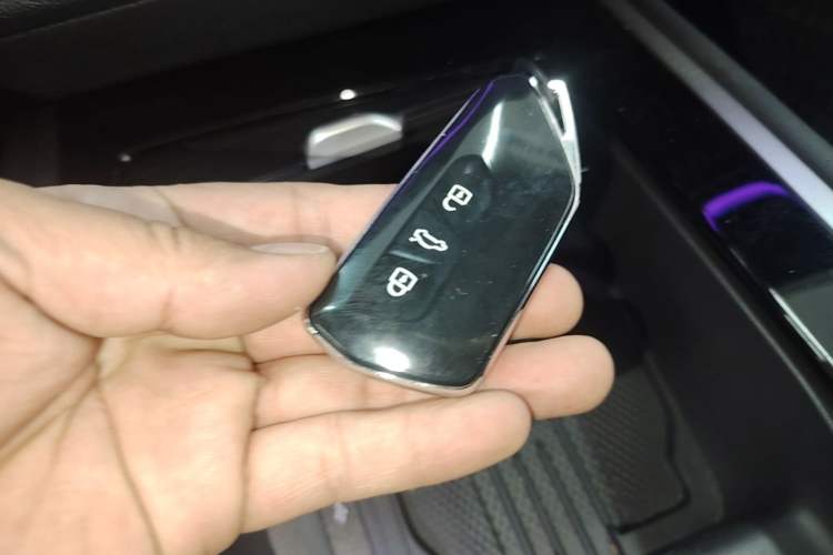 Used Volkswagen Magotan 2024 300TSI DSG Luxury Edition Vehicle Key