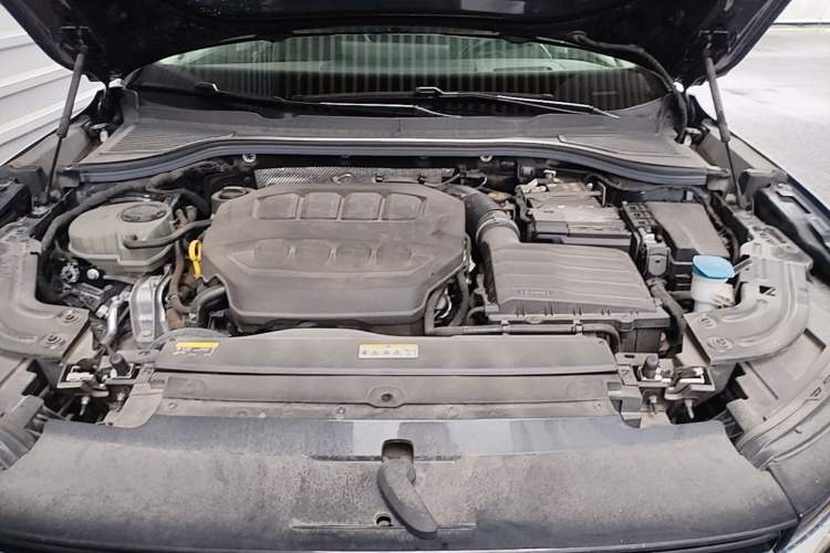 Used Volkswagen Magotan 2024 380TSI DSG Ultimate Edition Engine Bay