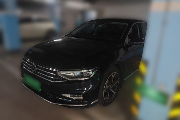 Volkswagen Magotan 2025 Zhongxiang Version 330TSI DSG Luxury Edition