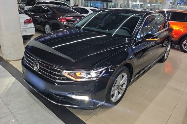 Used Volkswagen Magotan 2025 Zhongxiang Version 280TSI DSG Comfort Edition Guazi used car, China used car export, Used car for sale, Used  cars, Cheapest cars for sale